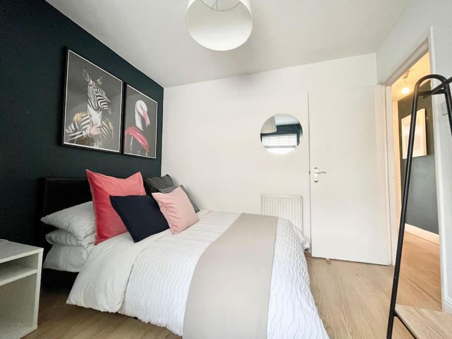 *New* Beautiful 2 Bedroom House In Central Location Londyn Zewnętrze zdjęcie